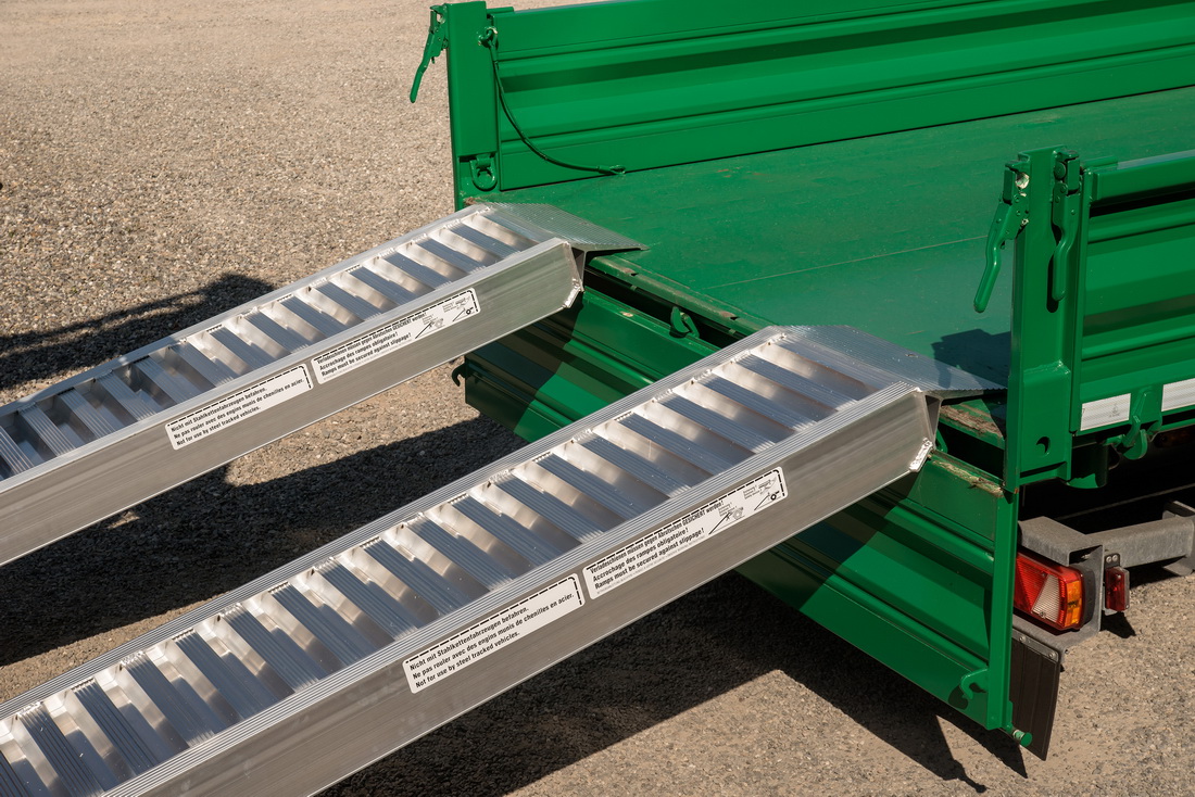 ALTEC Laderampe Typ AVS 80 mit Rand – Bild 6